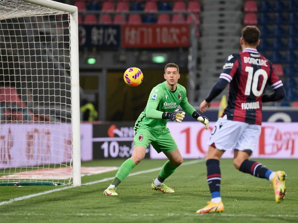 米兰3-1力克博洛尼亚:射门平分秋色10-10,射正微优5-4,关键机会3-0占优 米兰3-1力克博洛尼亚:射门平分秋色10-10,射正微优5-4,关键机会3-0占优