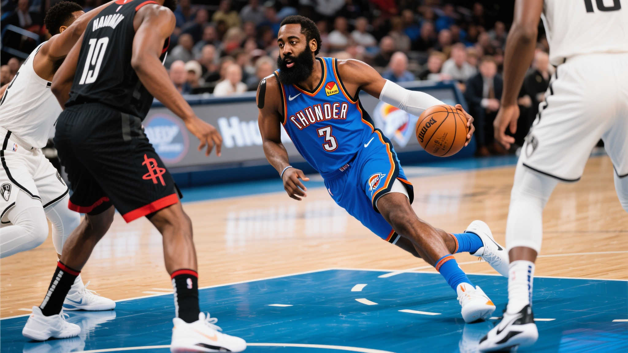 雷霆主场再战，新版哈登成关键，两人心思微妙